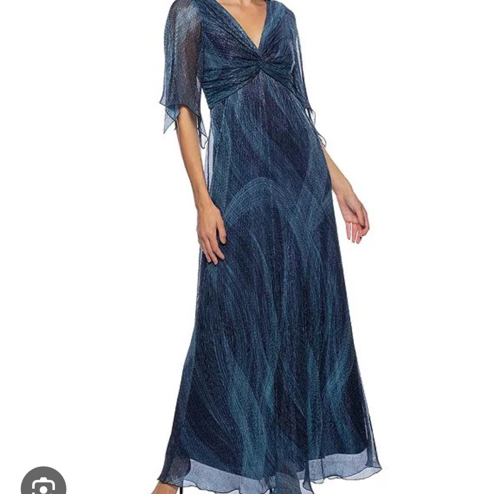 Elegant Blue Evening Gown